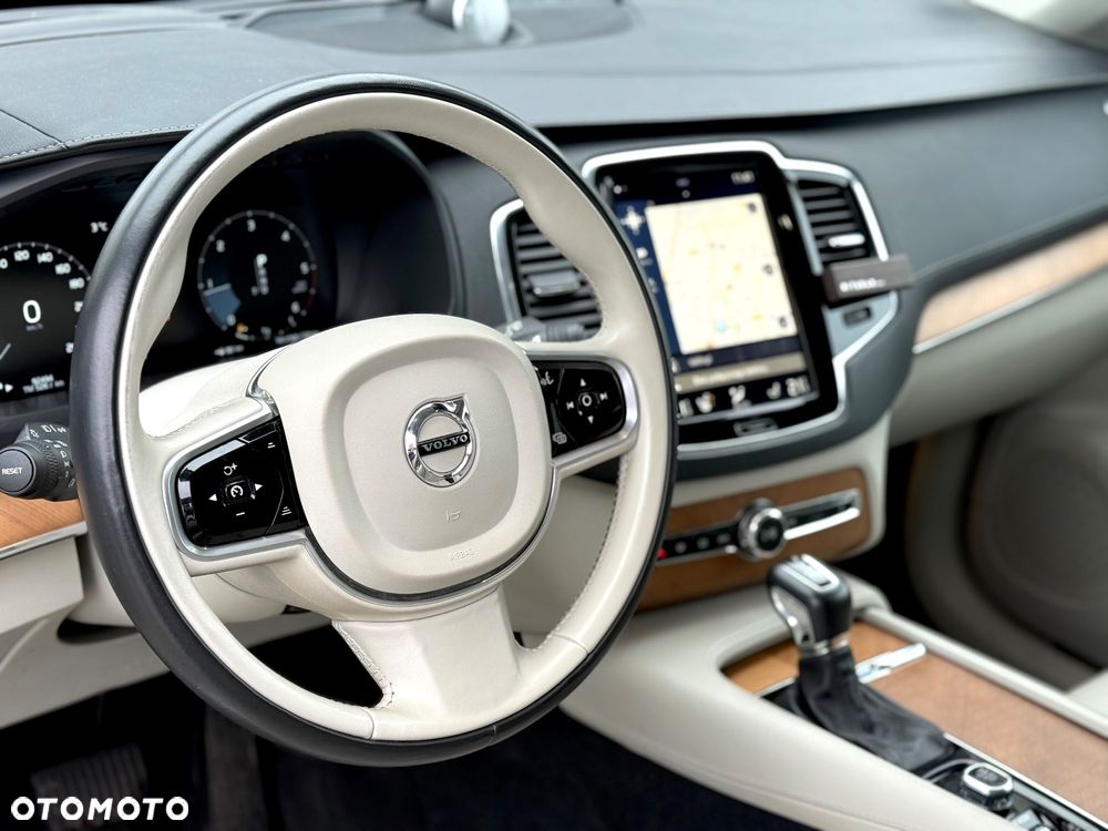 Volvo XC 90 D5 SCR AWD Inscription - 18