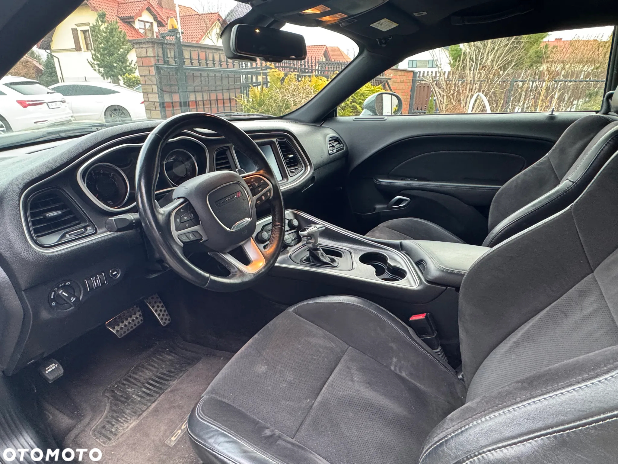 Dodge Challenger 6.4 Scat Pack - 9