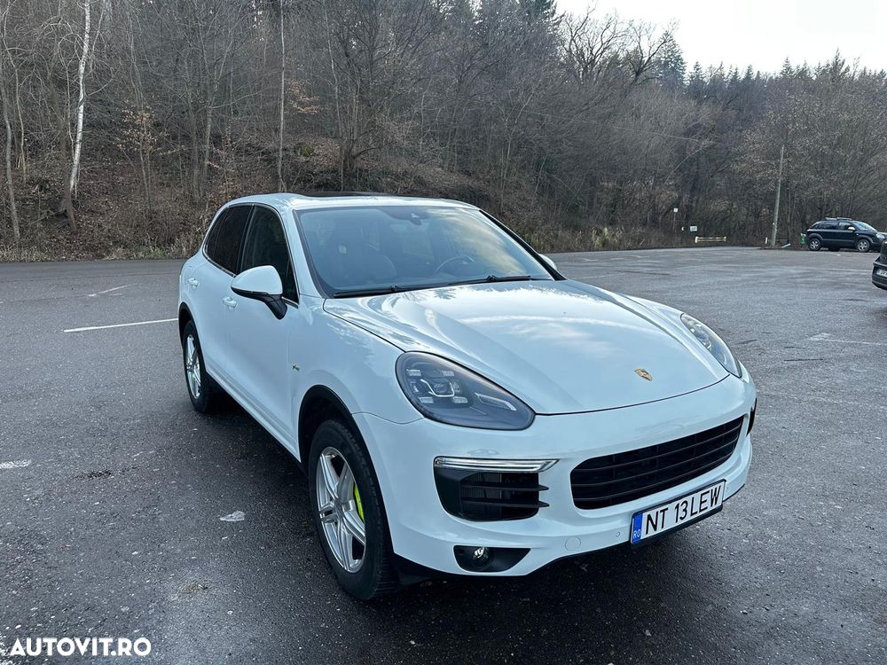 Porsche Cayenne S E-Hybrid Platinum Edition - 2