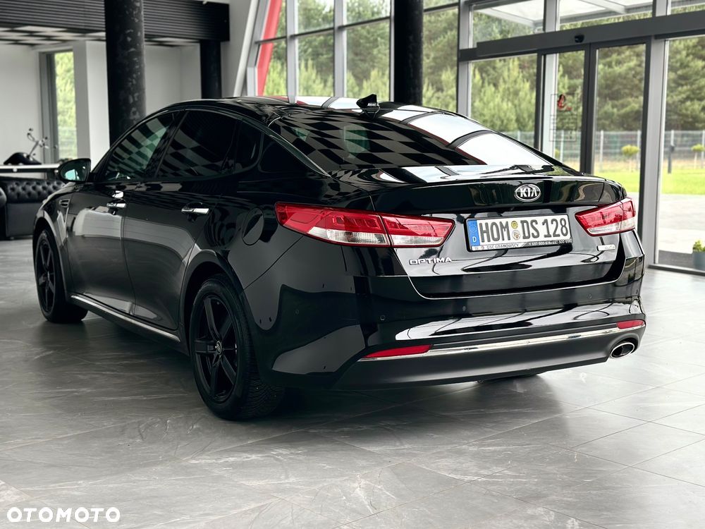Kia Optima - 10