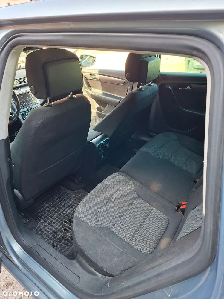 Volkswagen Passat 2.0 TDI DPF Comfortline - 27