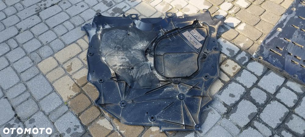 maska absorber atrapa błotnik z osłoną rav4 - 14