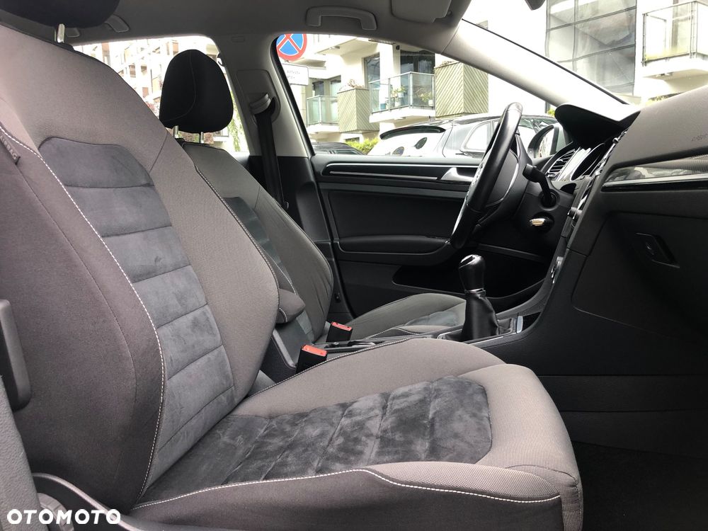 Volkswagen Golf 1.4 TSI BMT Highline - 15