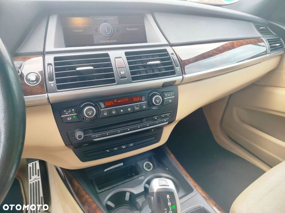 BMW X5 xDrive48i Edition 10 Jahre - 19