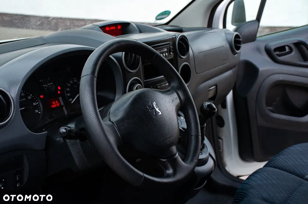 Peugeot PARTNER - 26