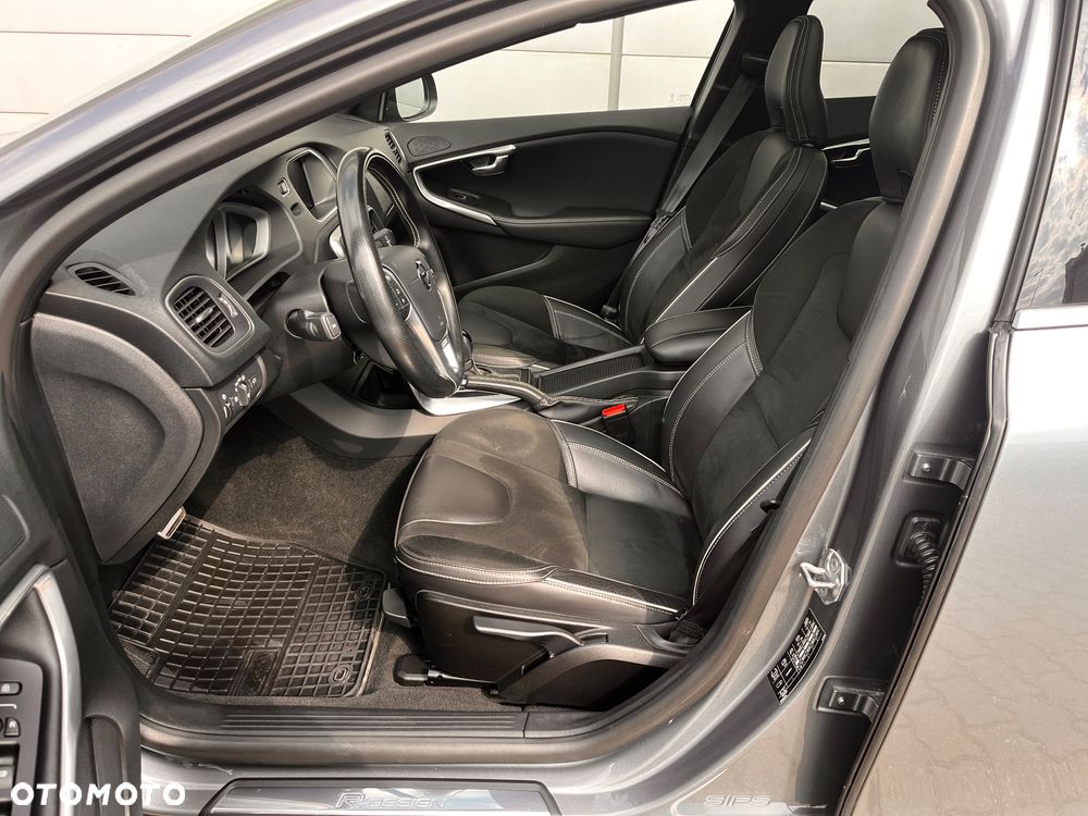 Volvo V40 T3 Geartronic RDesign - 25