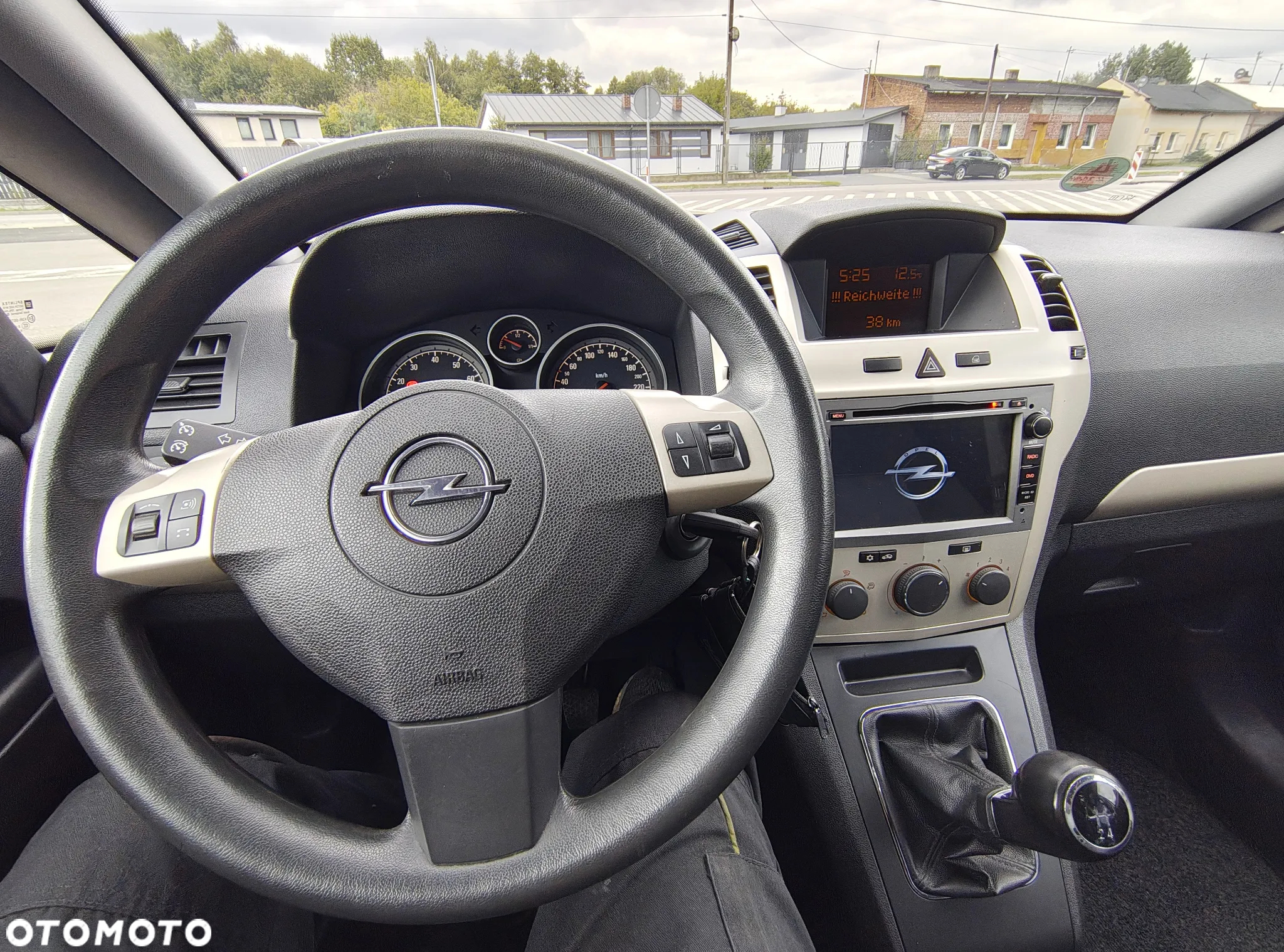 Opel Zafira 1.8 Design Edition - 14