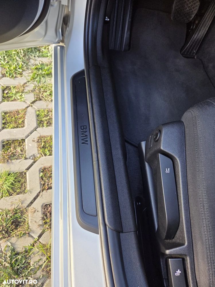 BMW Seria 3 320d xDrive AT MHEV - 34