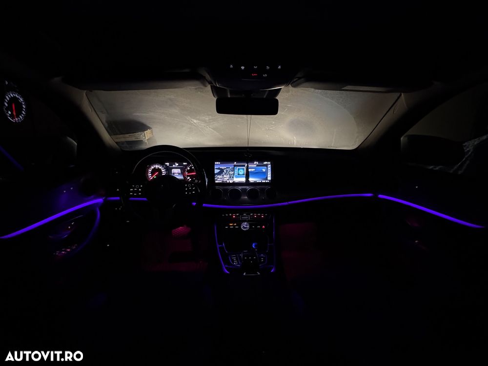Mercedes-Benz E 220 d T-Modell Aut - 18