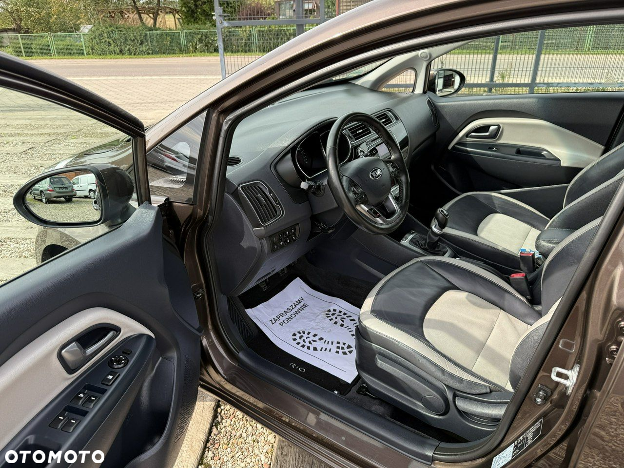 Kia Rio - 6