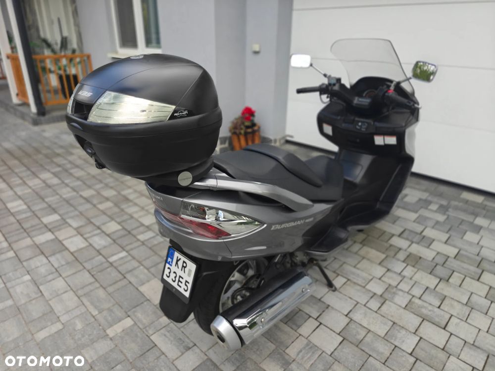 Suzuki Burgman - 8