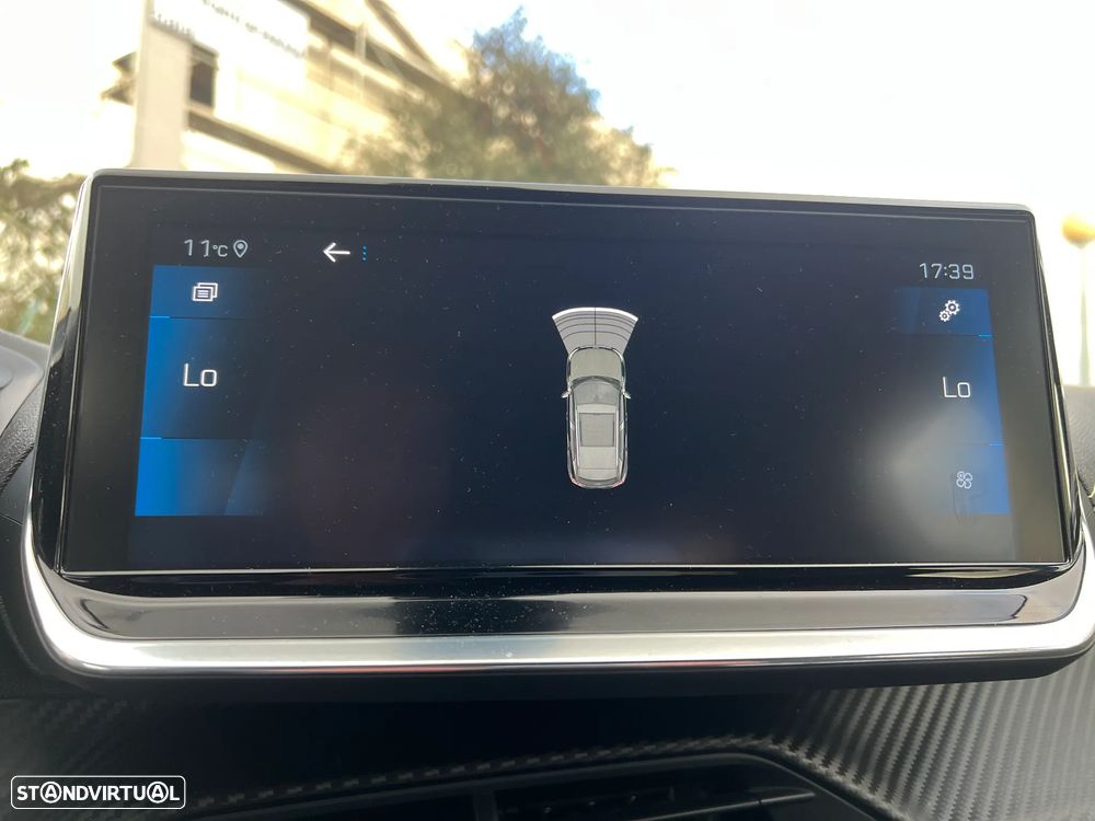 Peugeot 2008 1.2 PureTech GT Line - 8