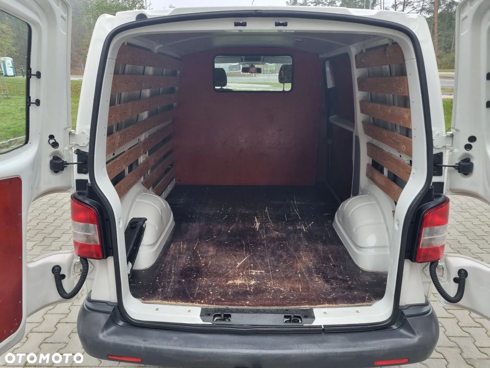 Volkswagen Transporter - 24