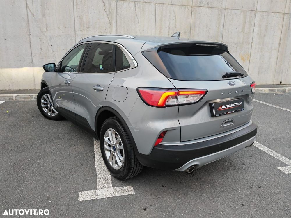 Ford Kuga - 5