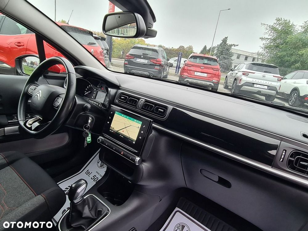 Citroën C3 1.2 PureTech Shine - 33
