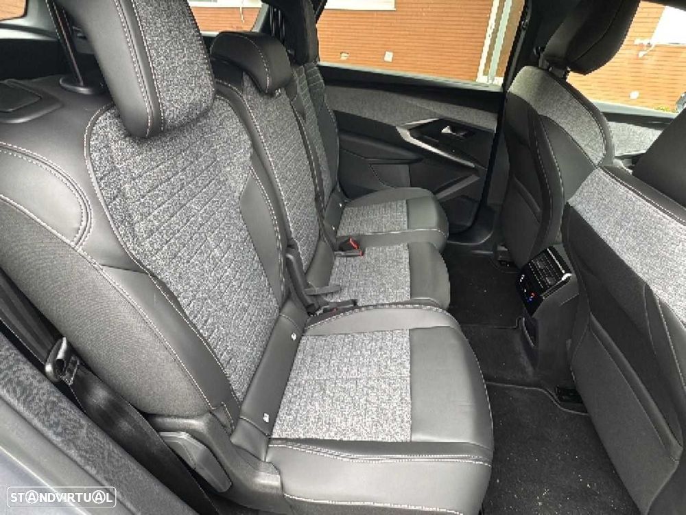 Peugeot E-5008 73 kWh Allure - 16