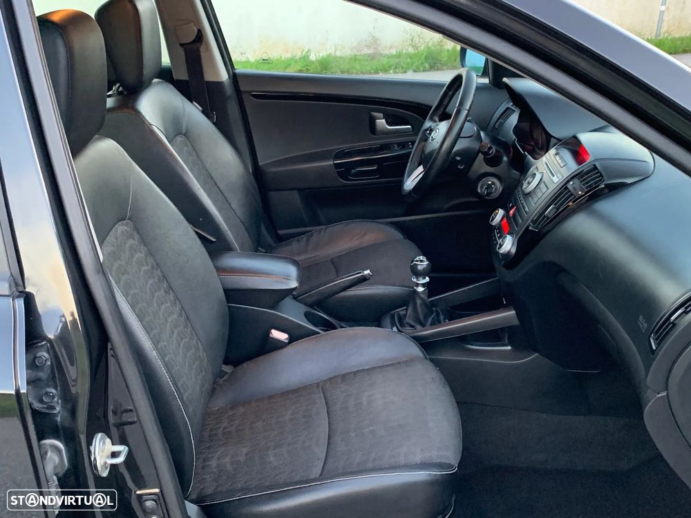 Kia Ceed SW 1.6 CRDi TX ISG - 7