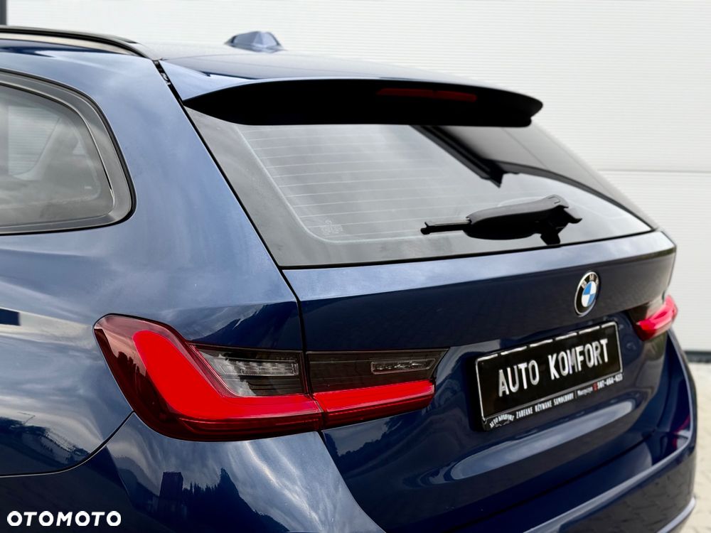 BMW Seria 3 318d Sport Line - 21