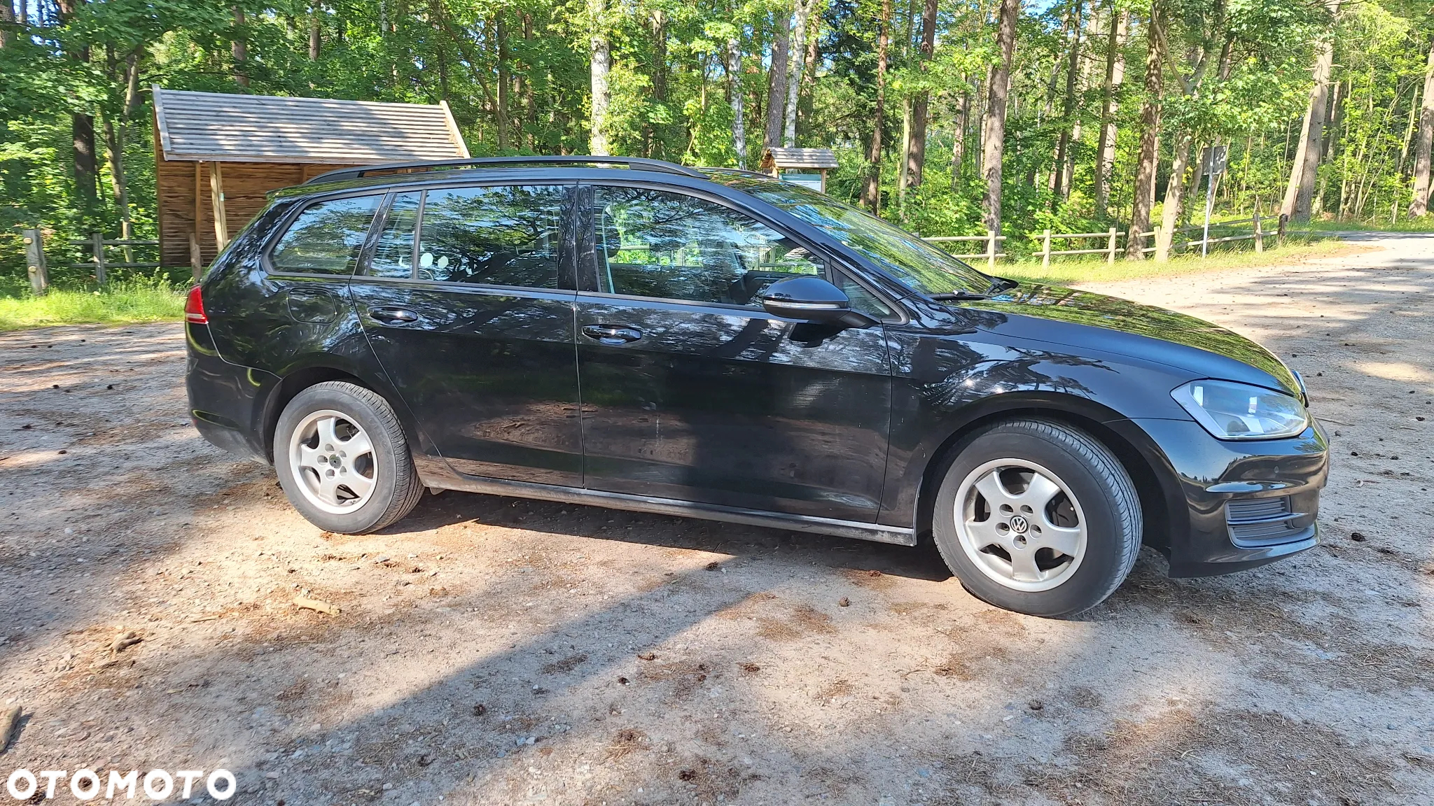 Volkswagen Golf VI 1.6 TDI Comfortline - 20