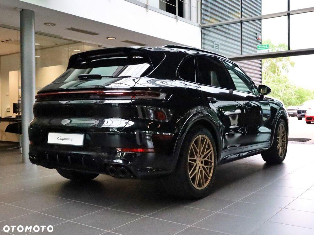 Porsche Cayenne - 7