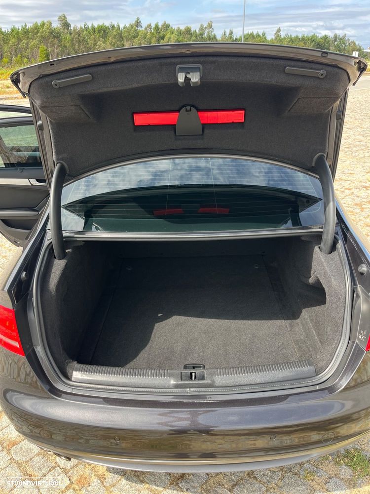 Audi A4 2.0 TDI S Edition S-line - 32