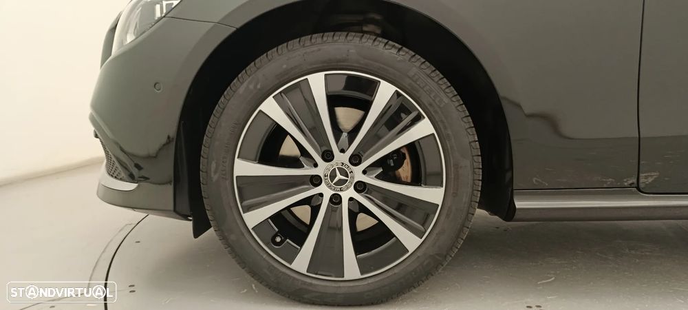 Mercedes-Benz E 220 d Aut. - 17