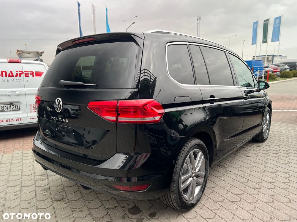 Volkswagen Touran 1.5 TSI EVO Highline - 6