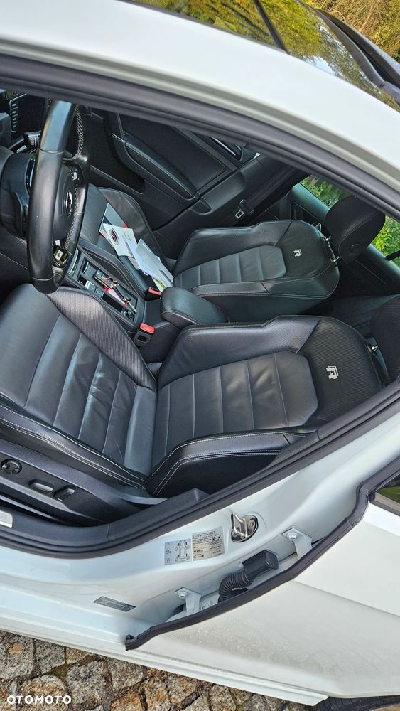 Volkswagen Golf - 14