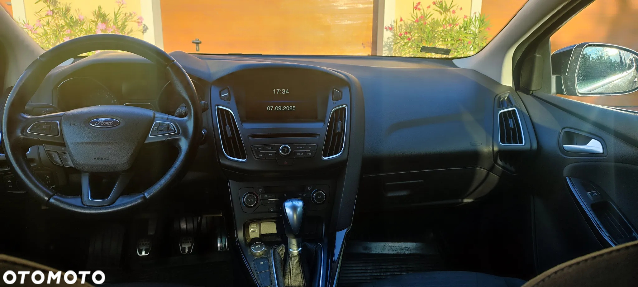 Ford Focus 1.5 EcoBoost Titanium ASS - 4