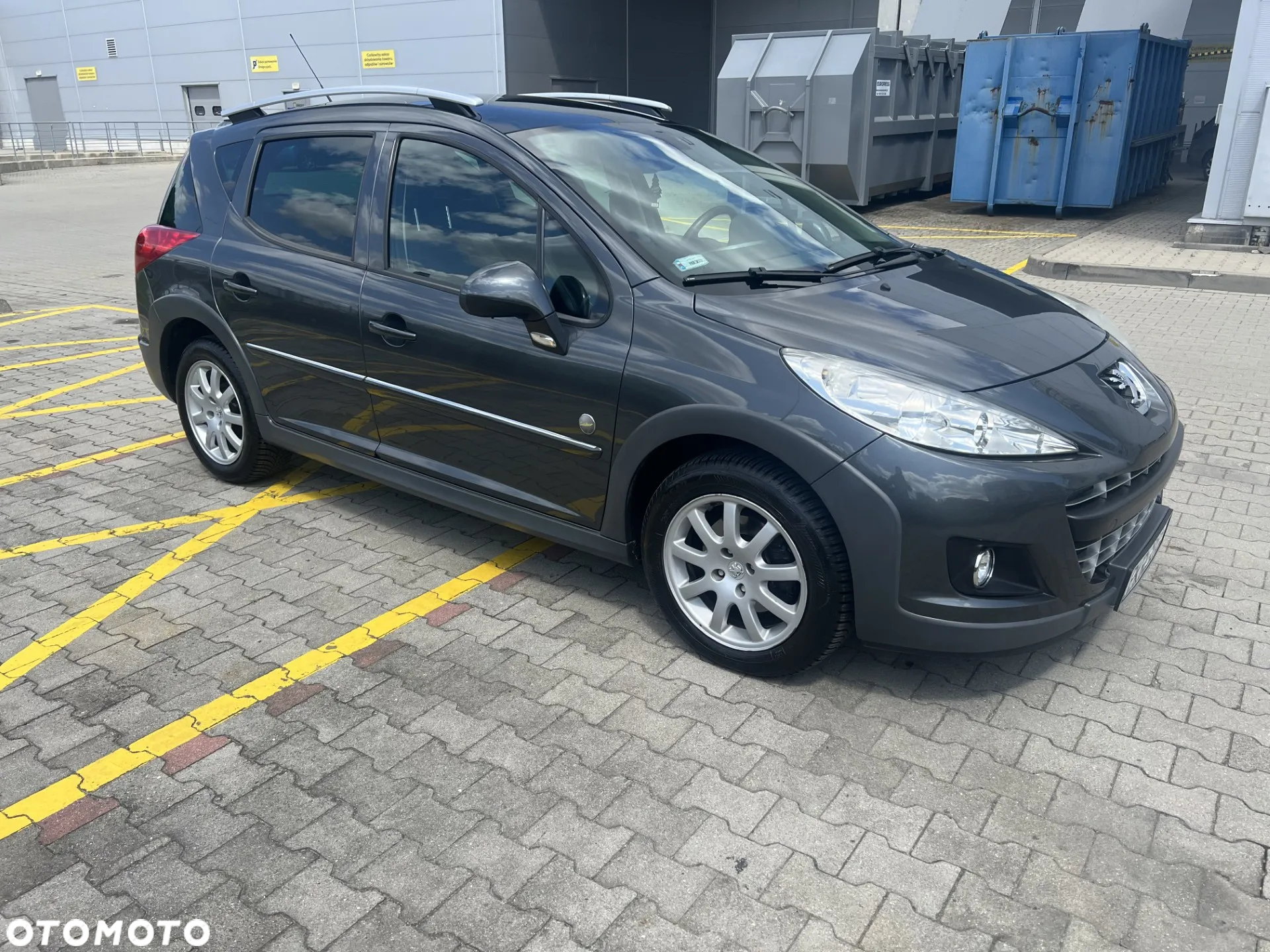 Peugeot 207 Outdoor 1.6 HDi - 11
