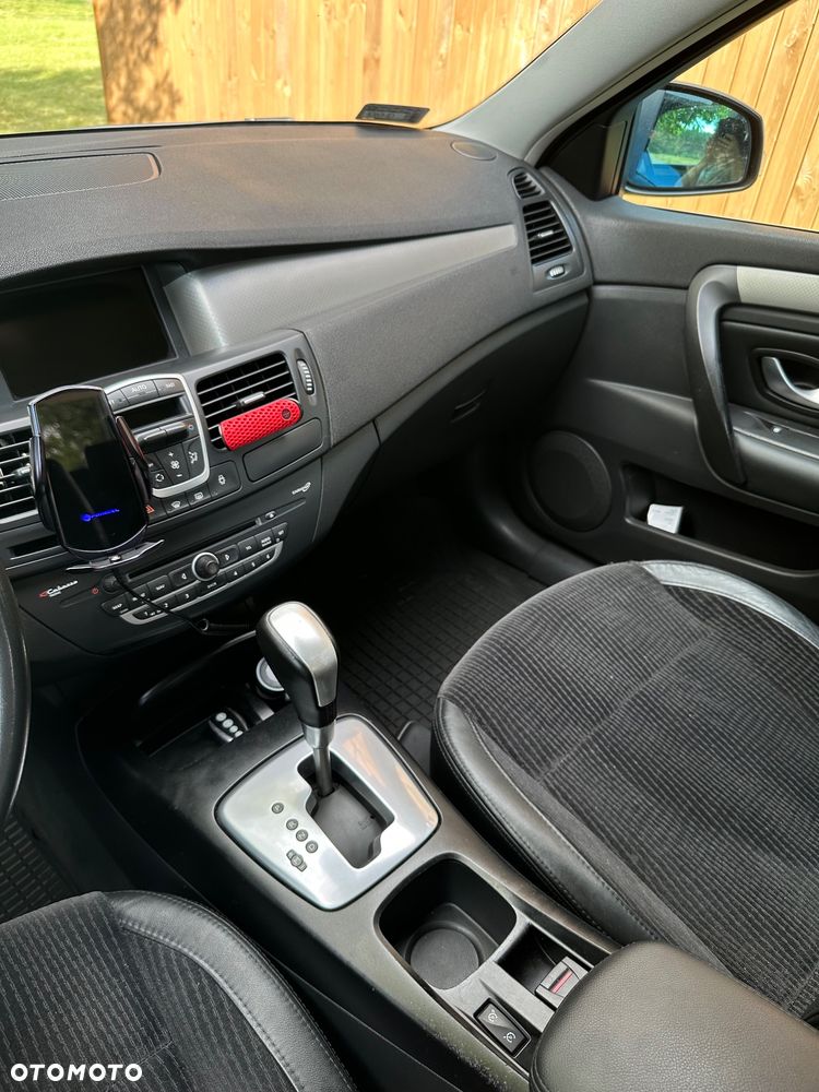 Renault Laguna - 16
