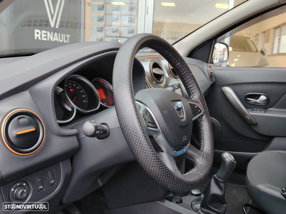 Dacia Logan MCV 0.9 TCe Stepway - 6