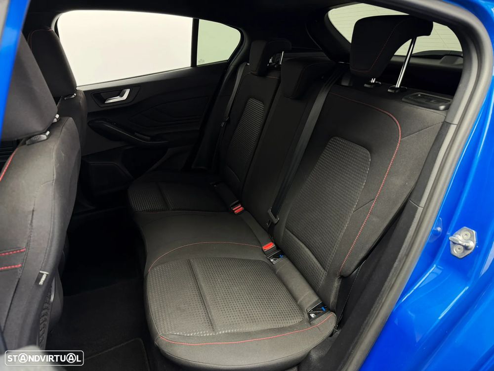 Ford Focus 1.0 EcoBoost MHEV ST-Line - 10