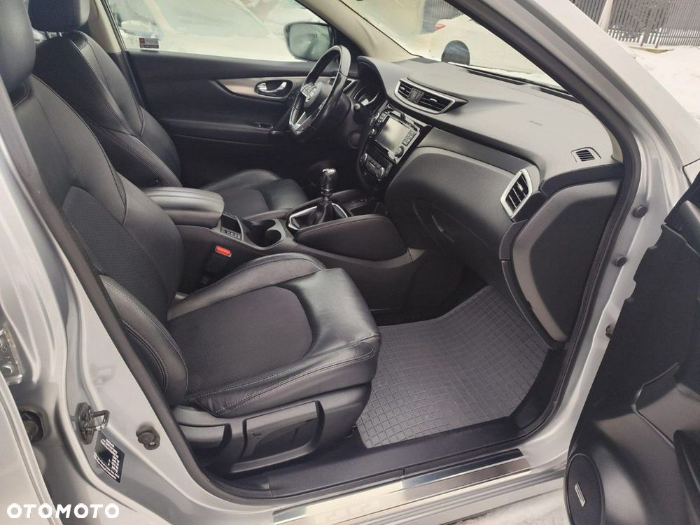 Nissan Qashqai 1.6 DIG-T Tekna+ - 8