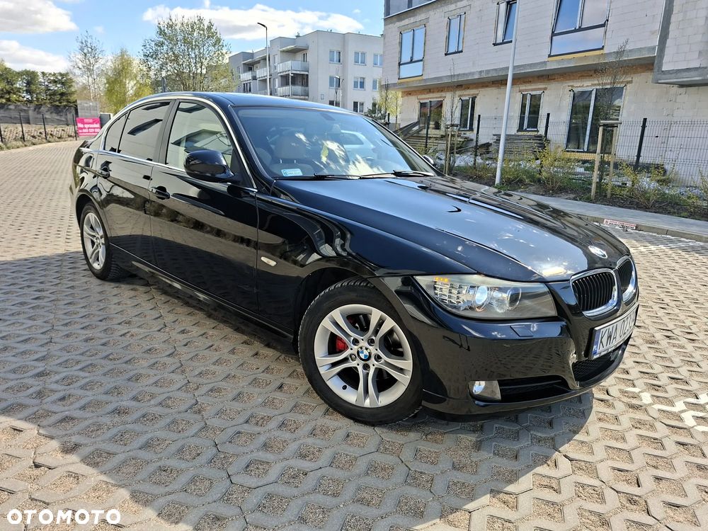 BMW Seria 3 318i Edition Exclusive - 4