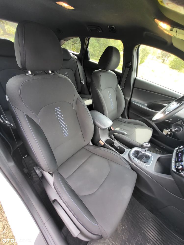 Hyundai i30 1.4 T-GDI GO Plus - 15