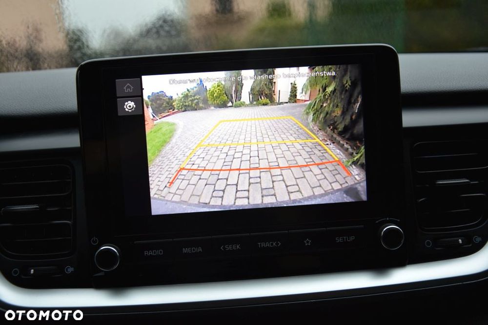 Kia Stonic 1.2 M - 10