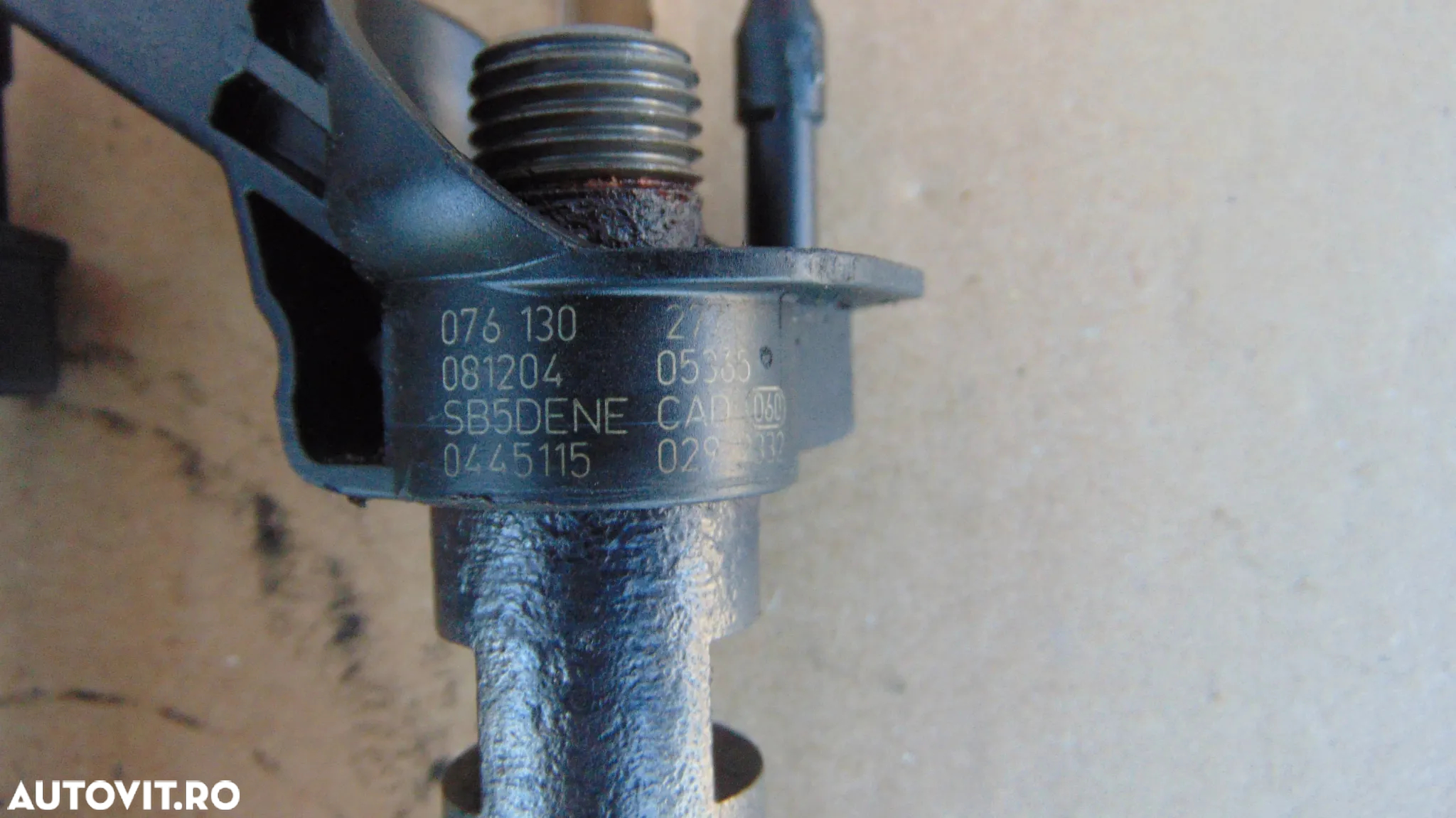 Injectoare Vw Crafter 2.5 inector crafter 2.5 dezmembrez crafter - 4