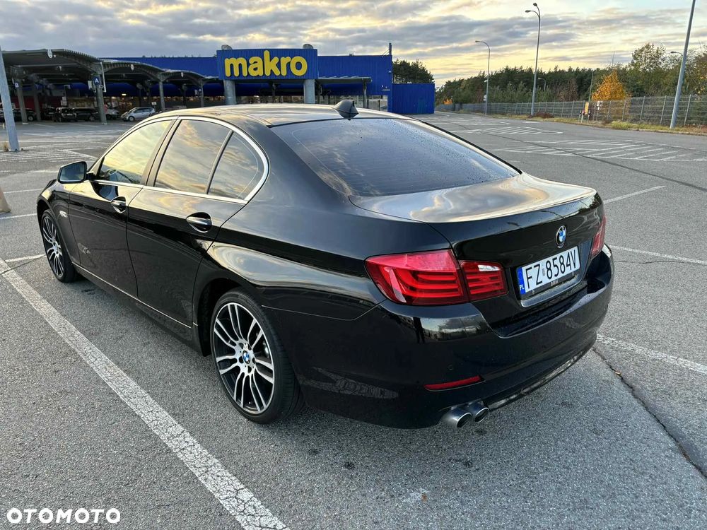 BMW Seria 5 520d xDrive - 3