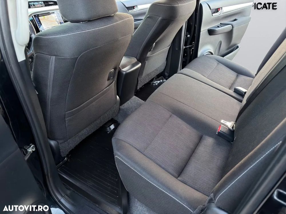 Toyota Hilux 2.4D 150CP 4x4 Double Cab AT Style - 12