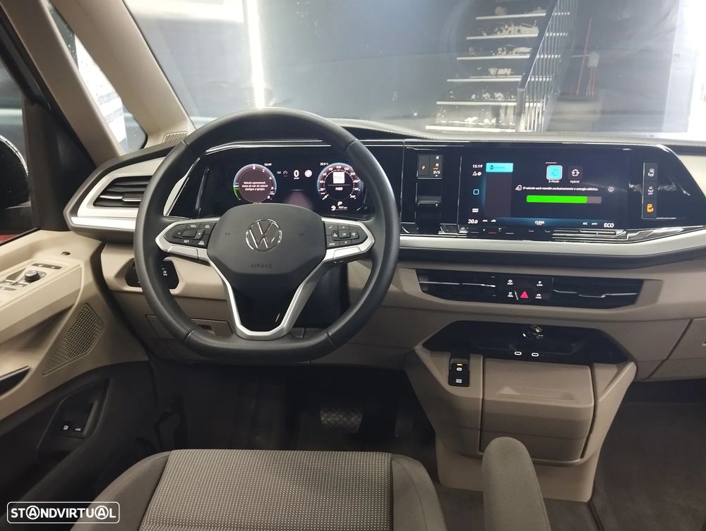 Volkswagen Multivan 1.5 TSI e-Hybrid Life DSG — fotografia 15
