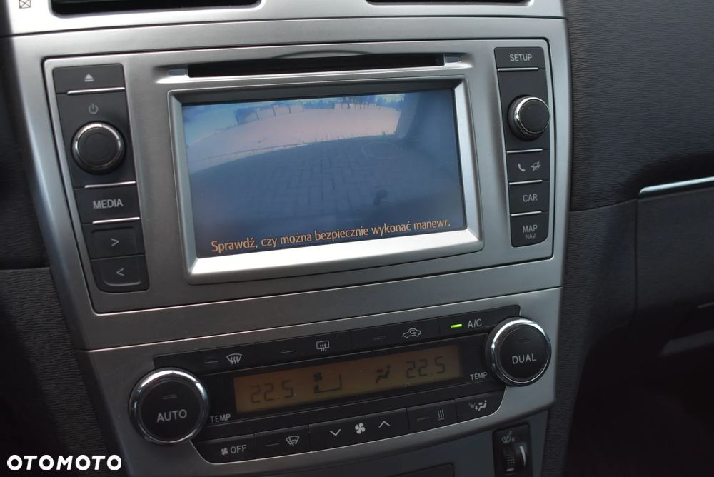 Toyota Avensis 2.0 D-4D Premium - 12