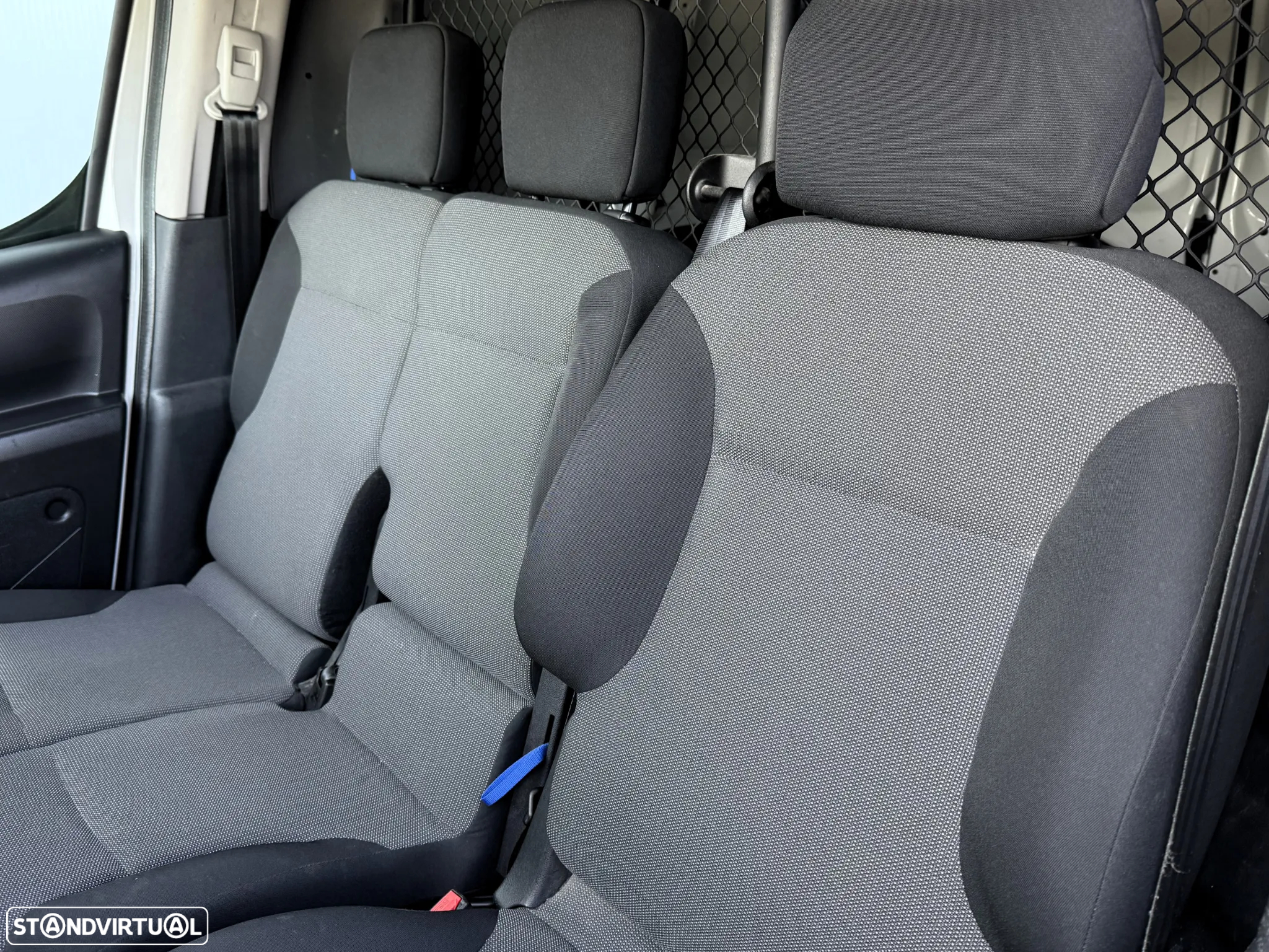 Citroën Berlingo 1.6 BlueHDi 100 Longa - 30