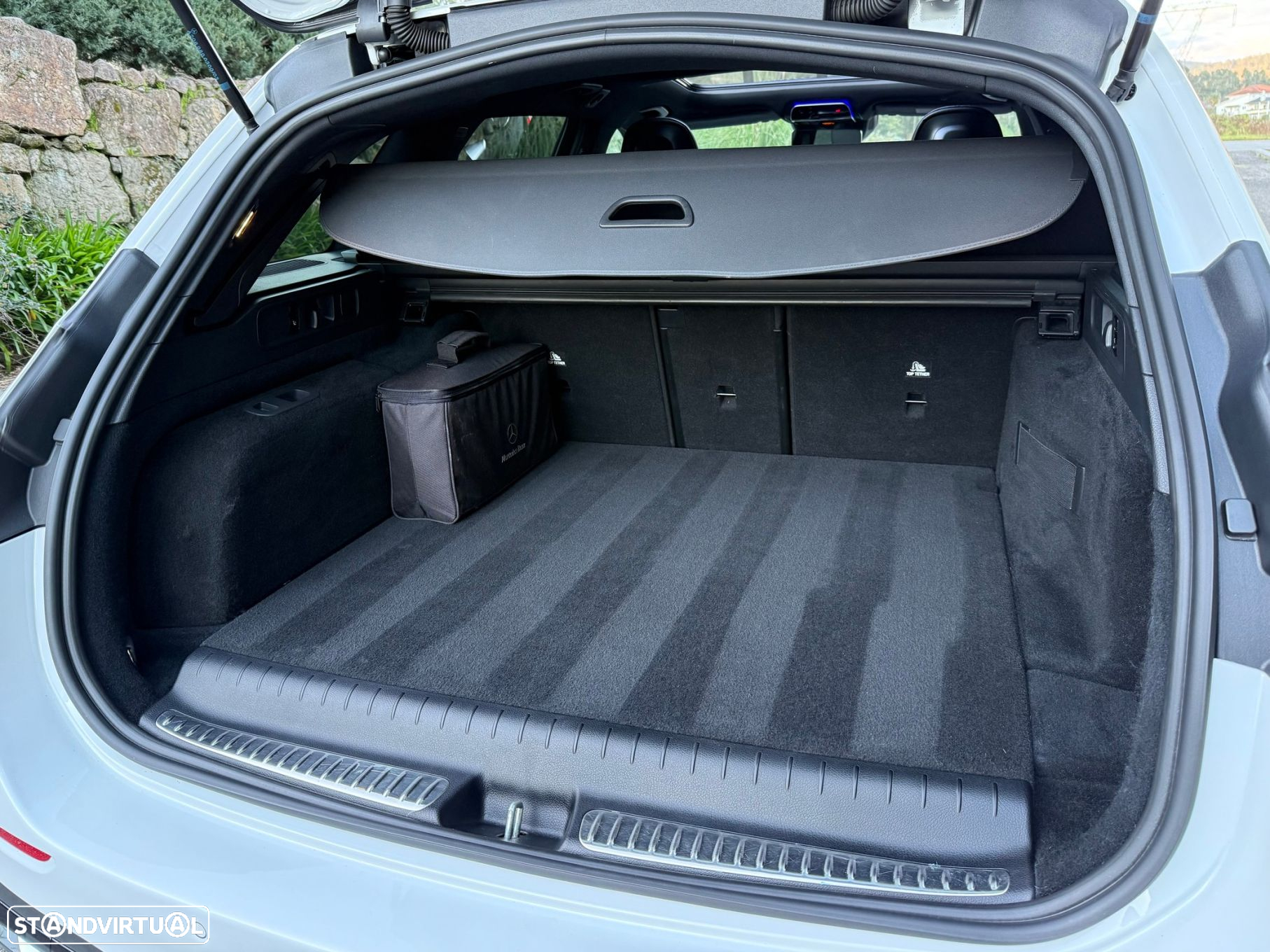 Mercedes-Benz C 300 e AMG Line - 37
