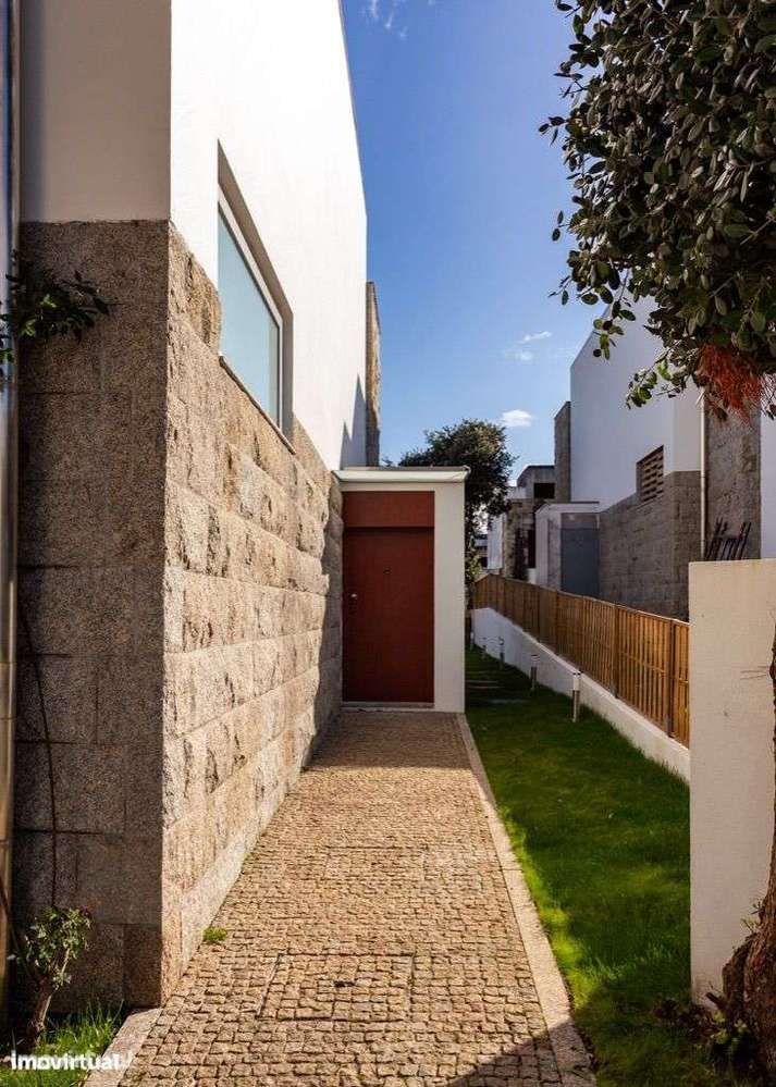 Exclusiva Moradia de Luxo em Condomínio Fechado - Grande imagem: 3/59