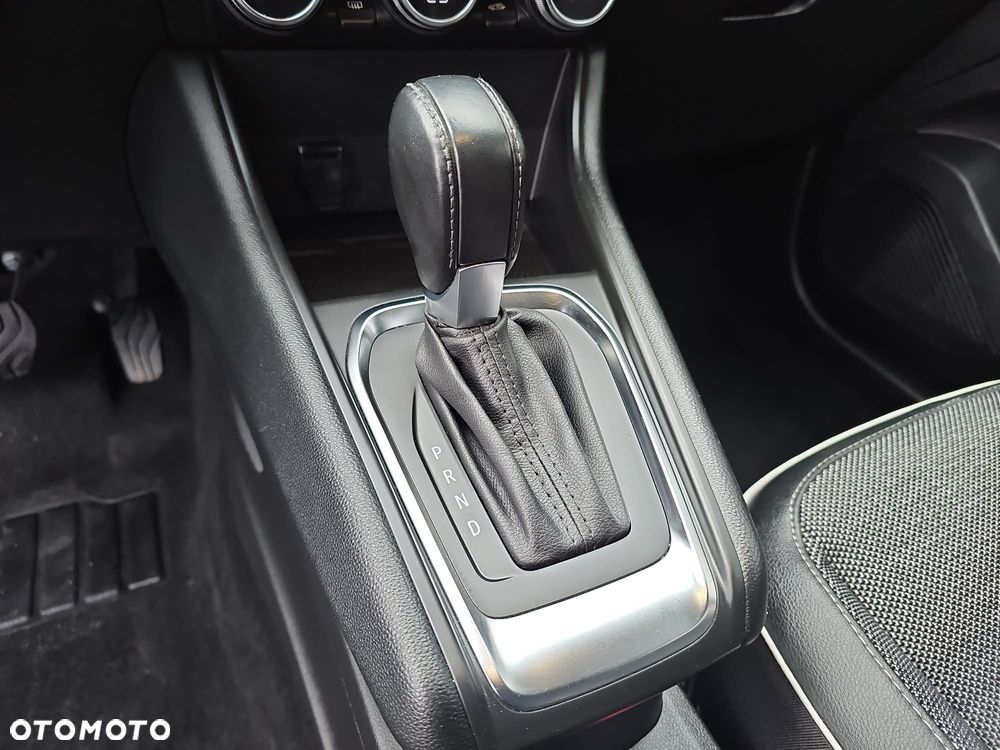 Renault Captur 1.3 TCe Intens EDC - 25