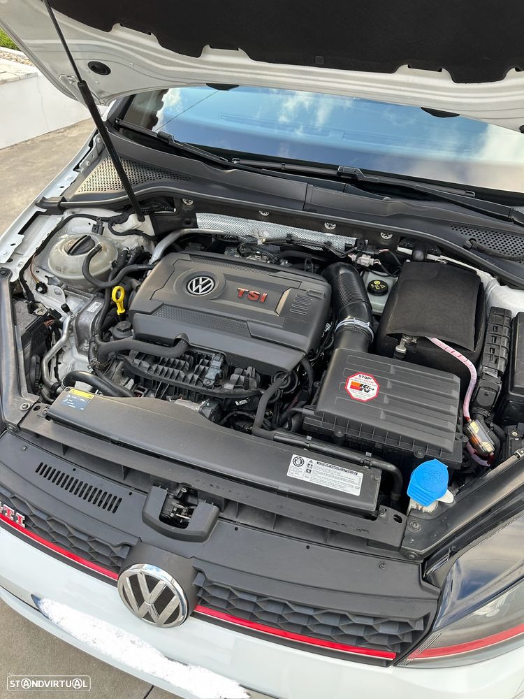 VW Golf 2.0 TSi GTi DSG Performance - 21