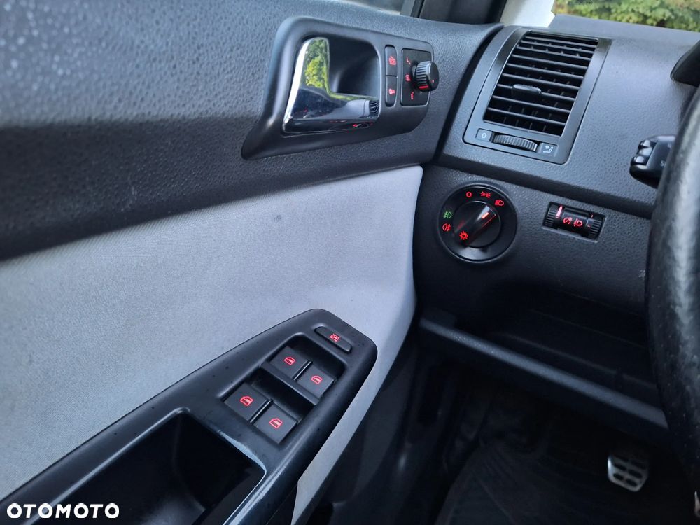 Volkswagen Polo Cross - 10