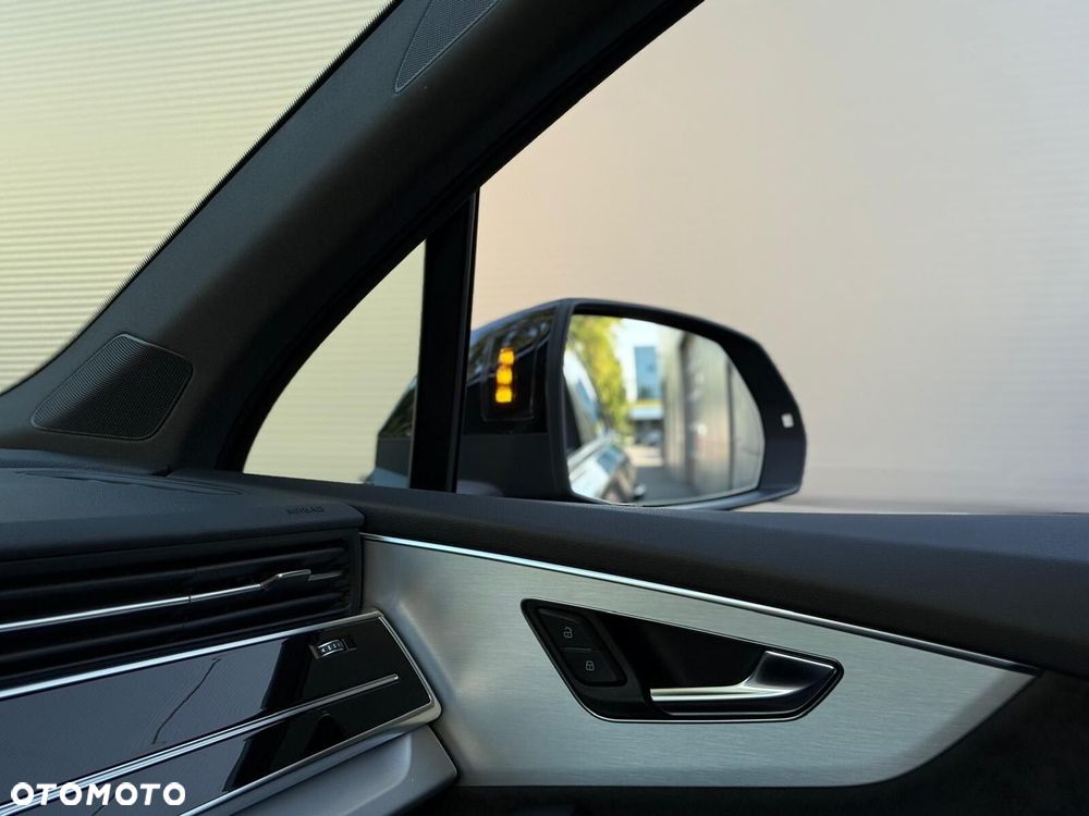 Audi Q7 - 28