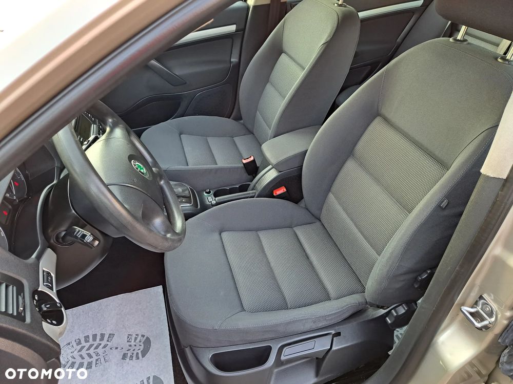Skoda Octavia - 14